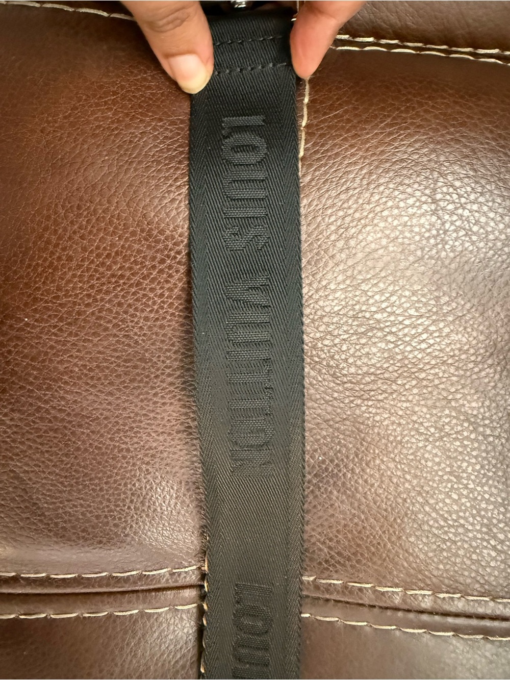 Authentic Louis Vuitton Black Adjustable Shoulder Strap 
 - Embossed Logo Design - Picture 5 of 7